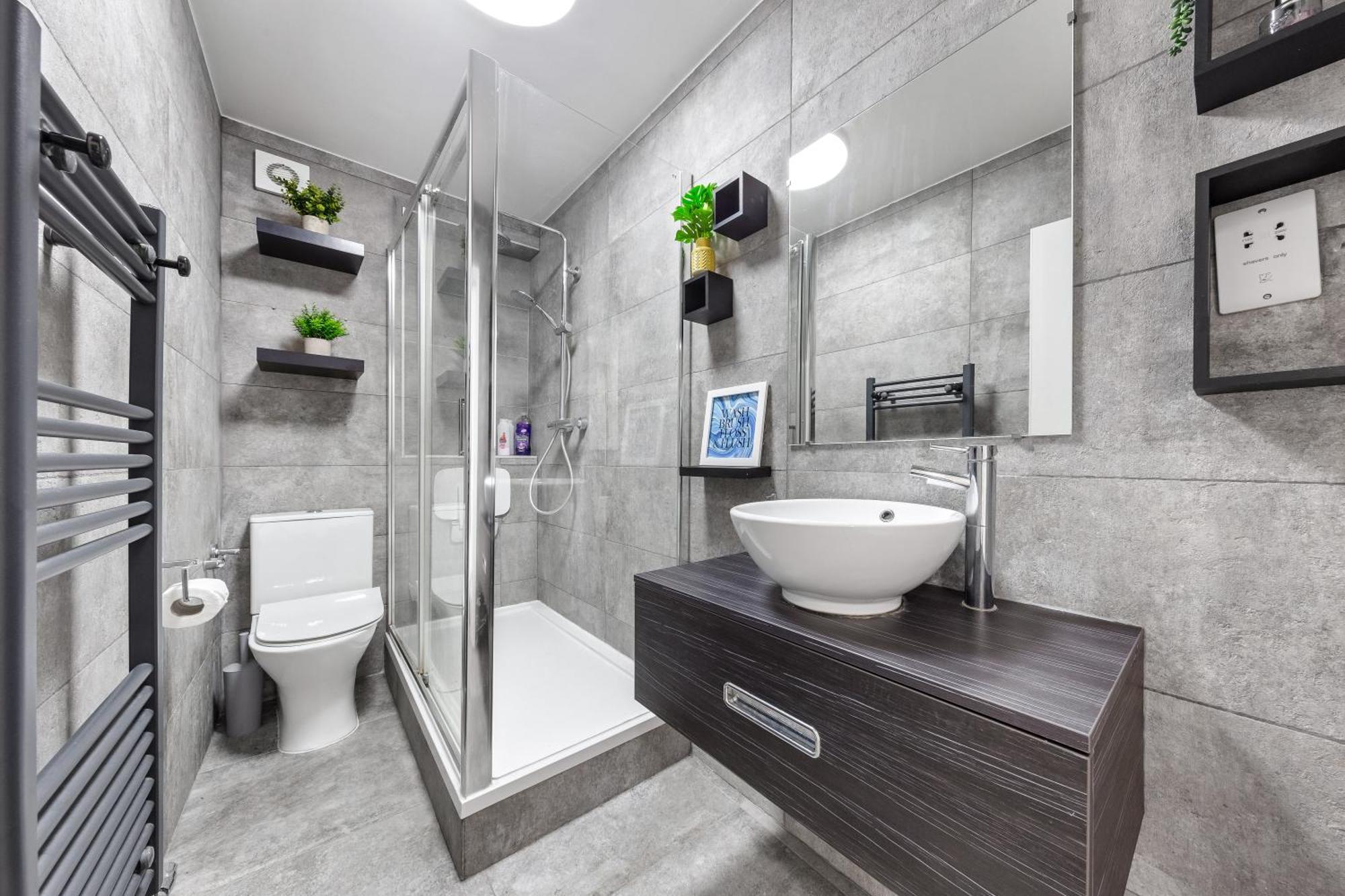 Central London Two Bedroom Serviced Apartment - Nine Elms Luxury Stay - Vauxhall & Westminster Extérieur photo