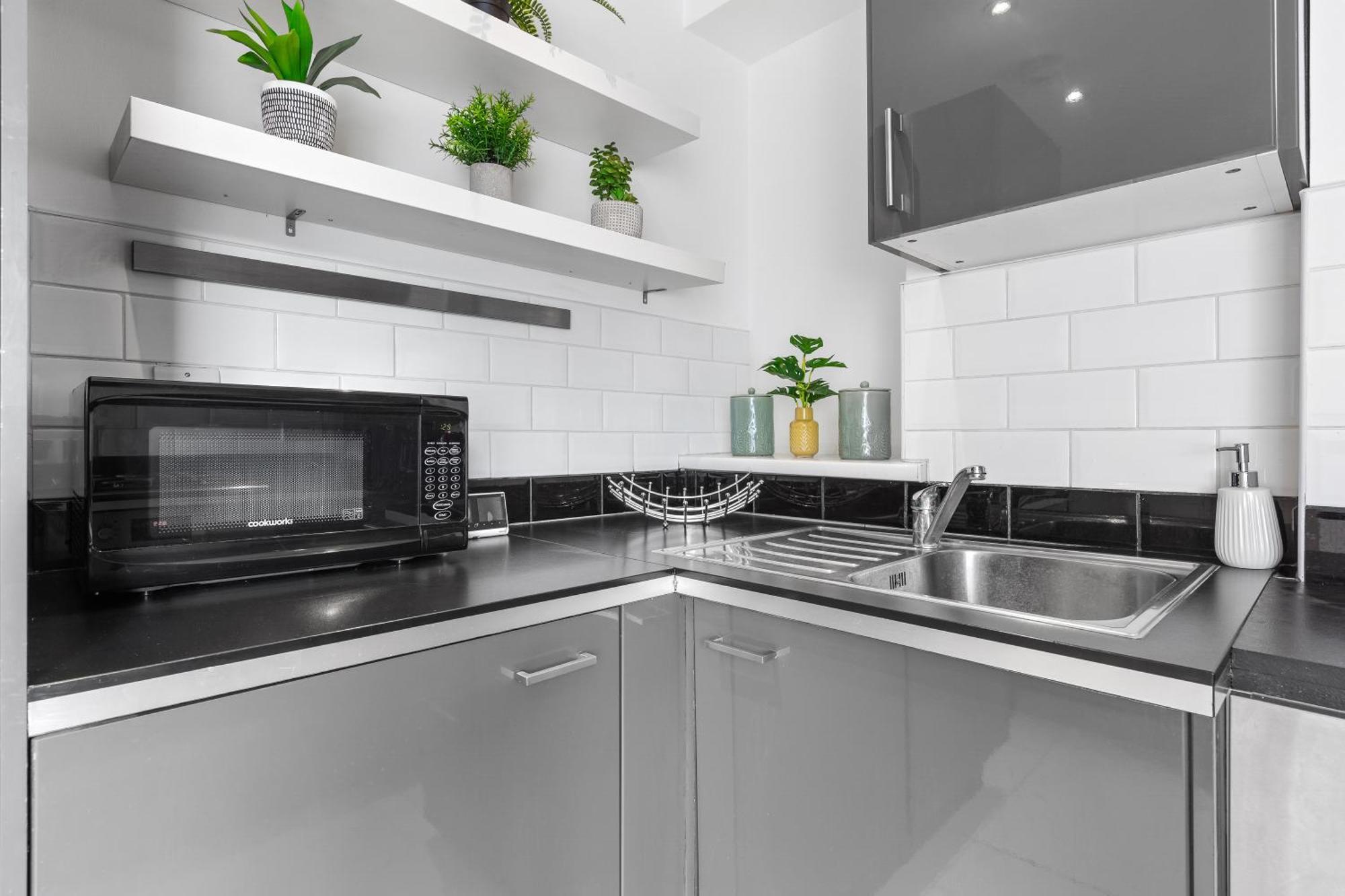 Central London Two Bedroom Serviced Apartment - Nine Elms Luxury Stay - Vauxhall & Westminster Extérieur photo