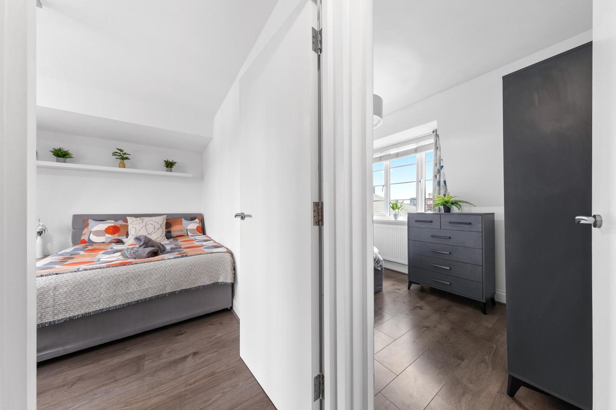 Central London Two Bedroom Serviced Apartment - Nine Elms Luxury Stay - Vauxhall & Westminster Extérieur photo