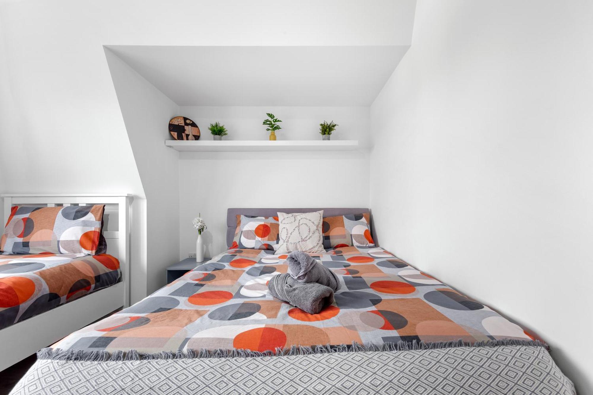 Central London Two Bedroom Serviced Apartment - Nine Elms Luxury Stay - Vauxhall & Westminster Extérieur photo