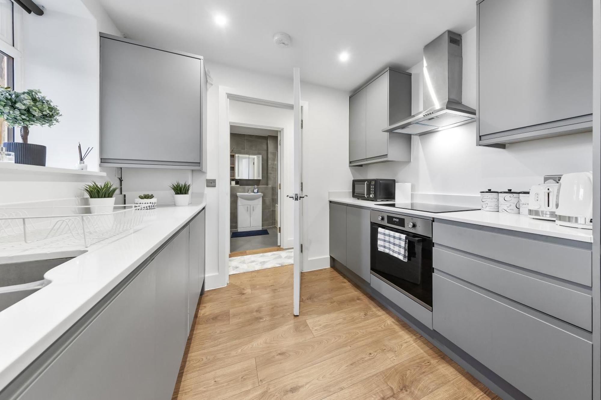 Central London Two Bedroom Serviced Apartment - Nine Elms Luxury Stay - Vauxhall & Westminster Extérieur photo